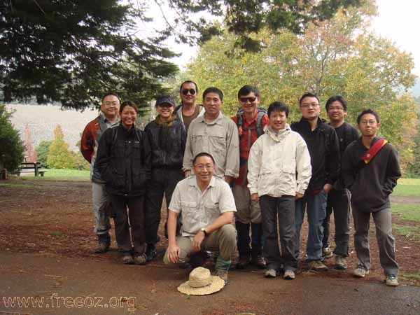 Group Photo at Silvan Reservoir Park  25_04_10 s.JPG