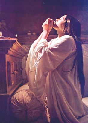 Juliet drinking the potion[1].jpg